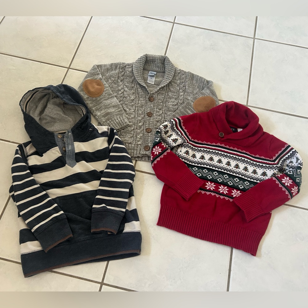 Bundle of 3 boys sweaters/ sweatshirt